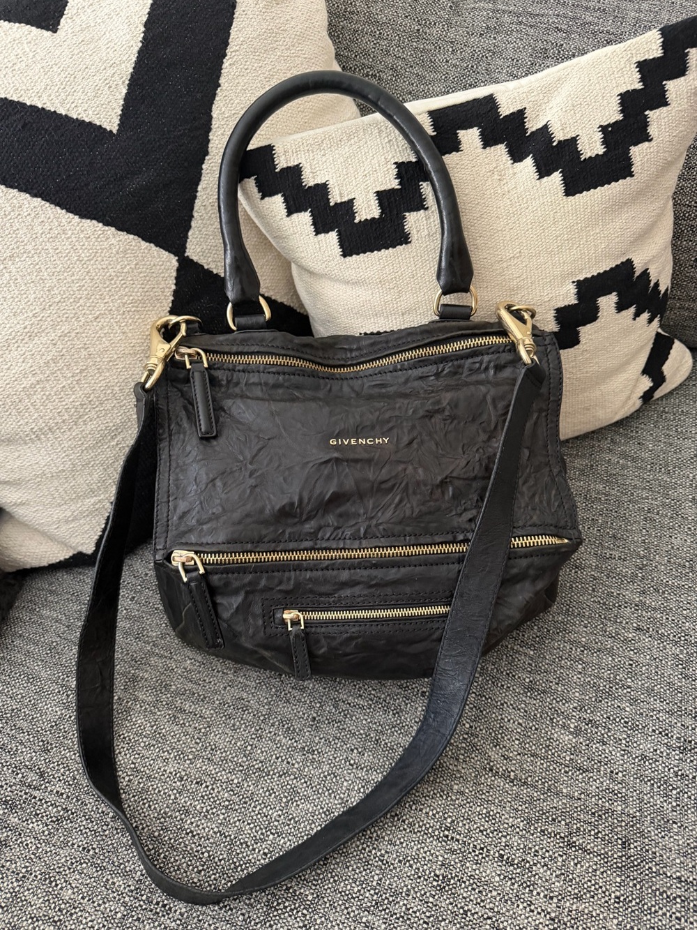 Givenchy Leather Pandora Medium - Picture 1 of 7